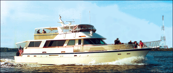 Entertainer Motor Yacht